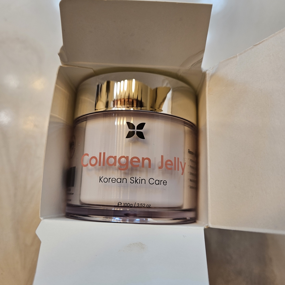 Collagen Jelly Moisturizer - Gold and White
